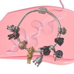 Sterling Silver Star Wars Themed Bracelet with 9 Charms!